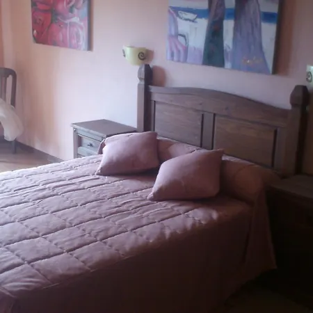 Mairas Hotel 3*